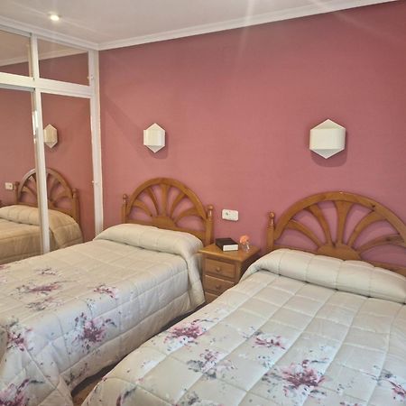 Hostal Pachin Mieres  Exterior foto