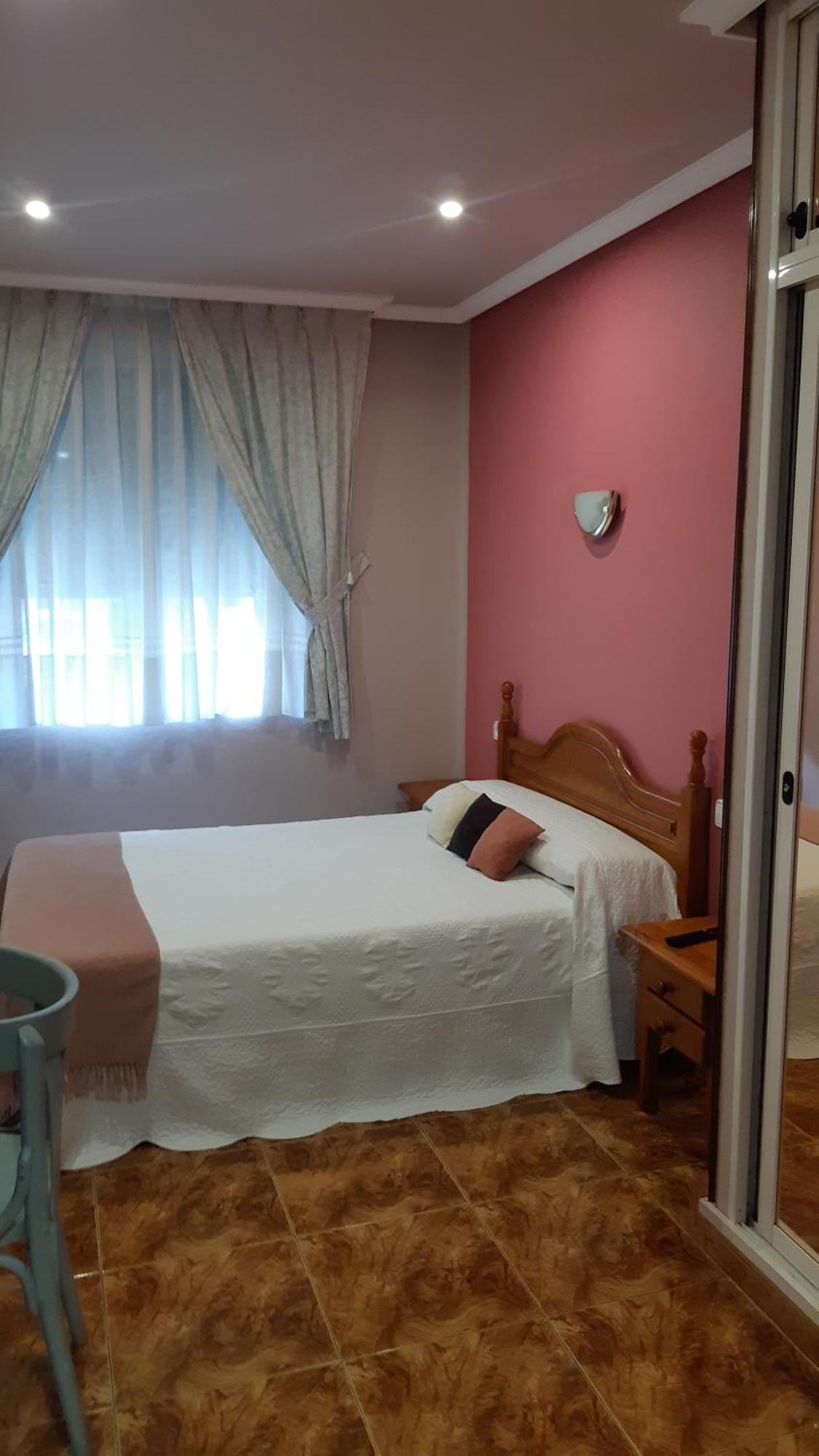 Hostal Pachin Mieres  Exterior foto
