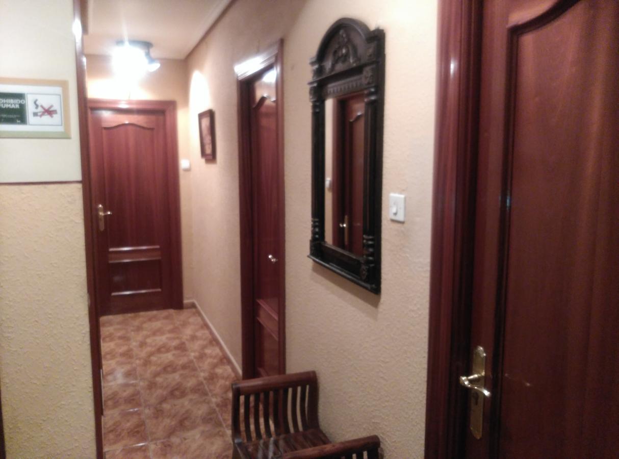 Hostal Pachin Mieres  Exterior foto